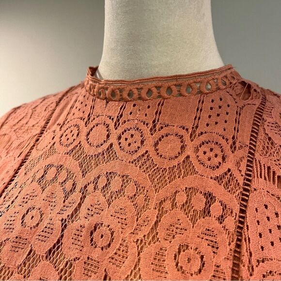 Elegant Short Sleeve Lace Mini Dress in Pale Peach color - Picture 2 of 14